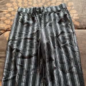 Straight leg, striped pants